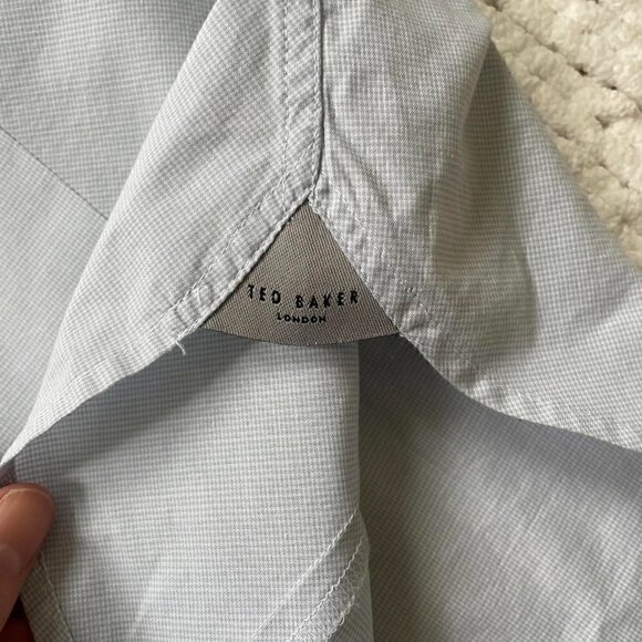 Ted Baker Men's Pale Blue Button Up Shirt - Size 2XL - Picture 3 of 4